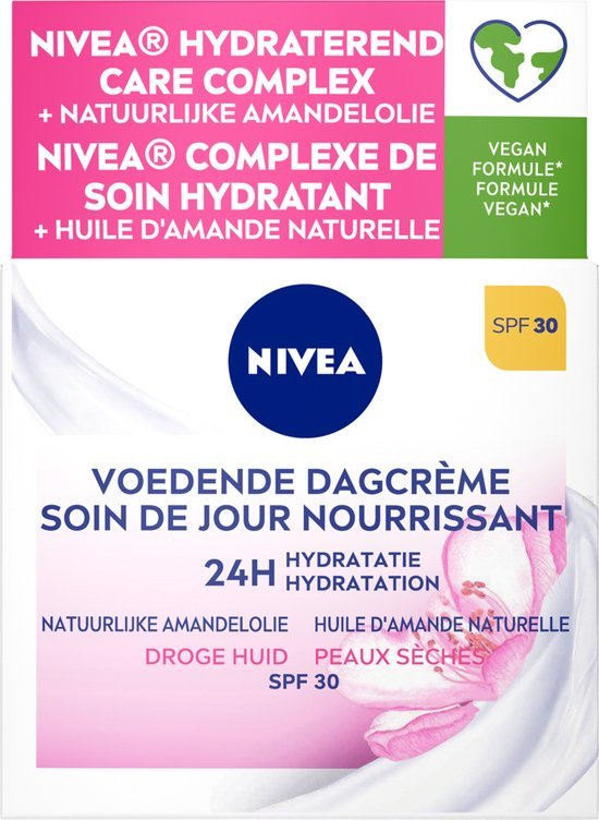 Image of Nivea Essentials Voedende Dagcrème Droge Huid SPF30