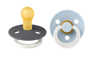 BIBS Fopspeen 6-18 Maanden Iron/Baby Blue - Glow In The Dark 2ST BIBS Fopspeen 6-18 Maanden Iron/Baby Blue - Glow In The Dark 2ST